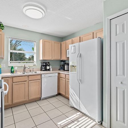 Surfside Paradise Retreat - 3Br And 2Ba Duplex, Grill, Dog Friendly - Close To The Beach! Melbourne Buitenkant foto
